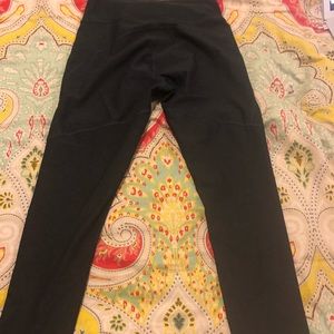 Outdoor voices dark grey leggings, 3/4 size M